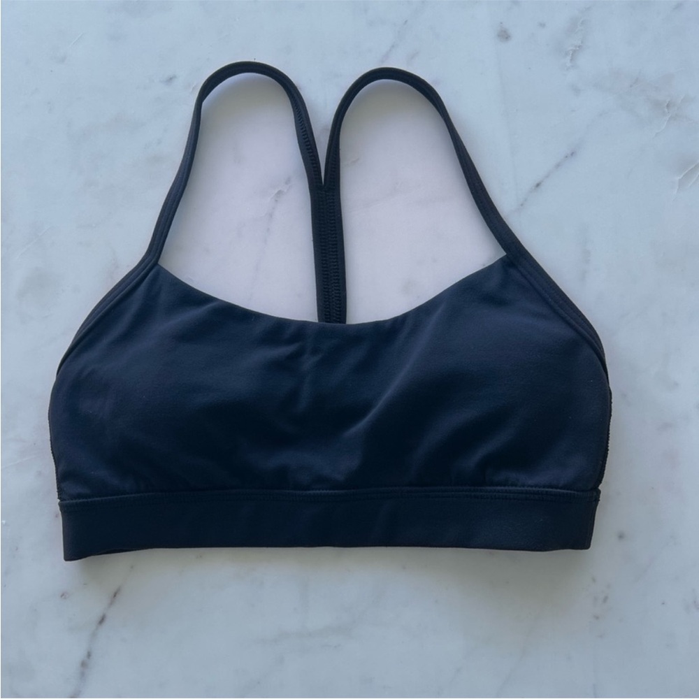 Lululemon - Picture 3 of 5